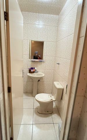 Casa para alugar com 100m², 2 quartos e 1 vaga Casa para alugar com 100m², 2 quartos e 1 vagaBanheiro 2