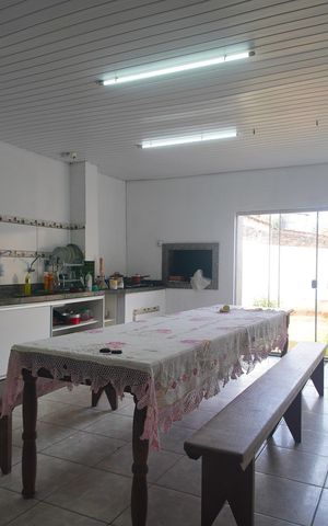 Casa para alugar com 130m², 2 quartos e 2 vagasCozinha