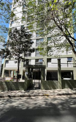 Apartamento à venda com 96m², 3 quartos e 1 vaga Apartamento à venda com 96m², 3 quartos e 1 vagaFachada e portaria