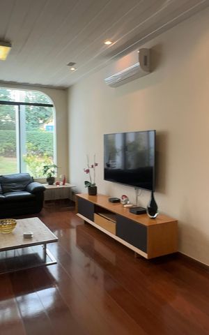 Casa à venda com 700m², 4 quartos e 4 vagasSala de TV