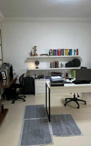 Casa à venda com 700m², 4 quartos e 4 vagasSuíte 2