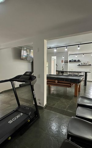 Casa à venda com 700m², 4 quartos e 4 vagasChurrasqueira