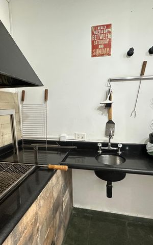 Casa à venda com 700m², 4 quartos e 4 vagasChurrasqueira