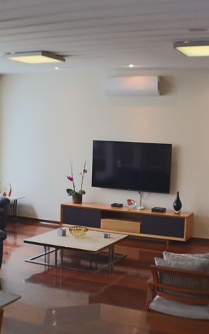 Casa à venda com 700m², 4 quartos e 4 vagasSala