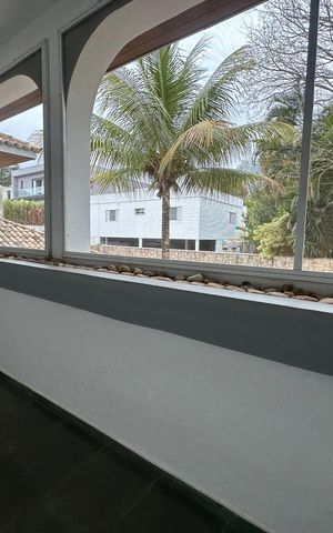 Casa à venda com 700m², 4 quartos e 4 vagasSacada