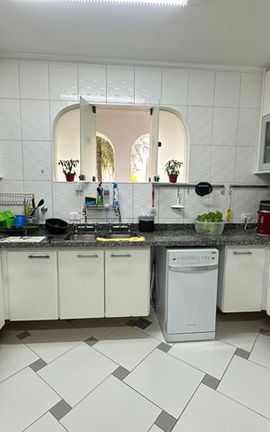 Casa à venda com 700m², 4 quartos e 4 vagasCozinha