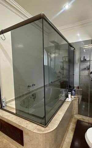 Casa à venda com 700m², 4 quartos e 4 vagasBanheiro da Suíte 3