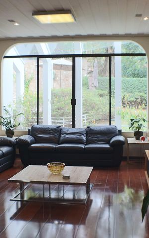 Casa à venda com 700m², 4 quartos e 4 vagasSala