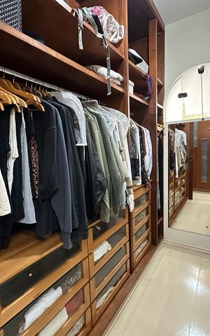 Casa à venda com 700m², 4 quartos e 4 vagasCloset da suíte 2