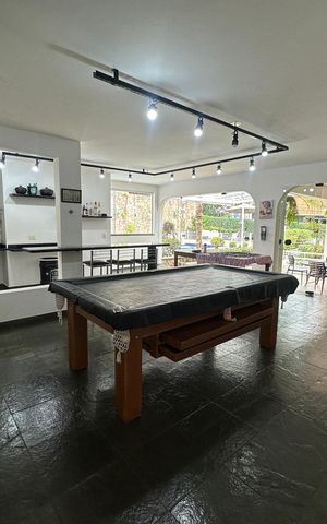 Casa à venda com 700m², 4 quartos e 4 vagasChurrasqueira