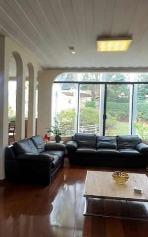 Casa à venda com 700m², 4 quartos e 4 vagasSala de TV