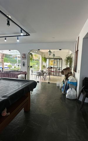 Casa à venda com 700m², 4 quartos e 4 vagasChurrasqueira