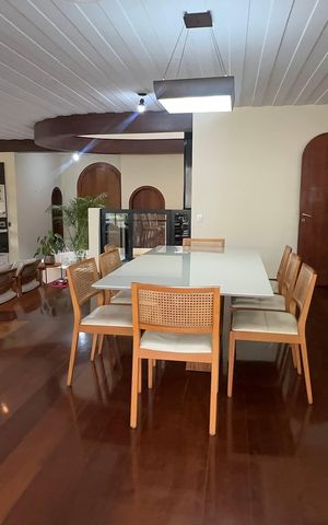 Casa à venda com 700m², 4 quartos e 4 vagasSala de Jantar