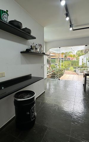 Casa à venda com 700m², 4 quartos e 4 vagasChurrasqueira