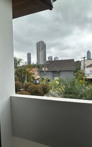 Casa à venda com 700m², 4 quartos e 4 vagasSacada Suíte 4