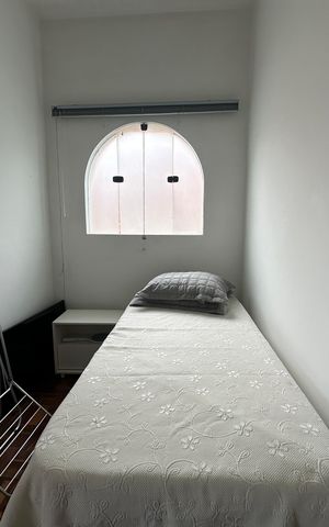 Casa à venda com 700m², 4 quartos e 4 vagasQuarto de Serviço