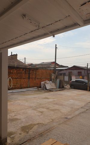 Casa à venda com 100m², 2 quartos e 4 vagasÁrea externa
