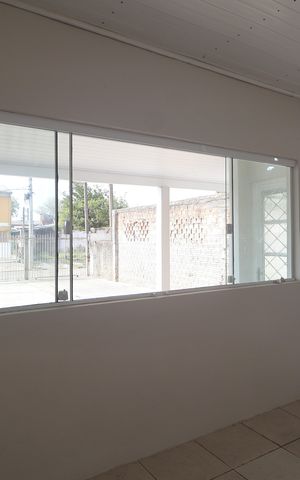 Casa à venda com 100m², 2 quartos e 4 vagasSala