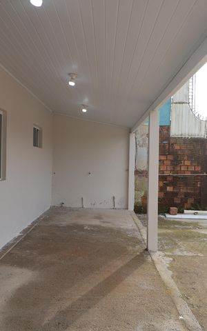 Casa à venda com 100m², 2 quartos e 4 vagasÁrea externa