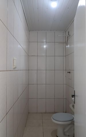 Casa à venda com 100m², 2 quartos e 4 vagasBanheiro