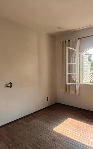 Casa à venda com 170m², 3 quartos e 3 vagas Casa à venda com 170m², 3 quartos e 3 vagasQuarto 2