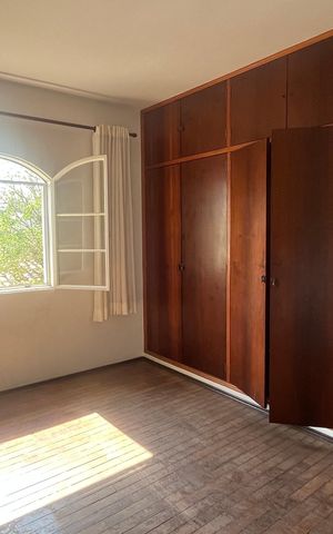 Casa à venda com 170m², 3 quartos e 3 vagas Casa à venda com 170m², 3 quartos e 3 vagasQuarto 2