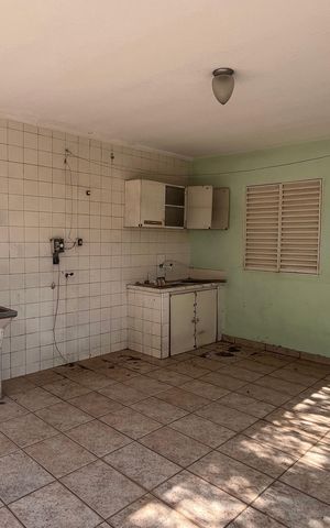 Casa à venda com 170m², 3 quartos e 3 vagas Casa à venda com 170m², 3 quartos e 3 vagasÁrea de Serviço