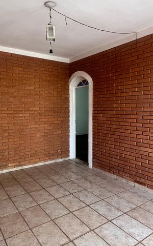 Casa à venda com 170m², 3 quartos e 3 vagas Casa à venda com 170m², 3 quartos e 3 vagasGaragem