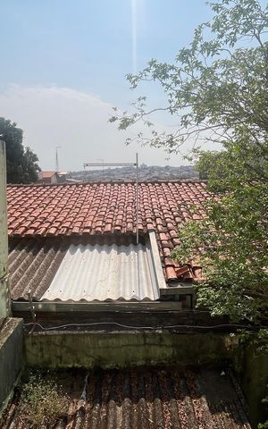 Casa à venda com 170m², 3 quartos e 3 vagas Casa à venda com 170m², 3 quartos e 3 vagasVista do Quarto 2
