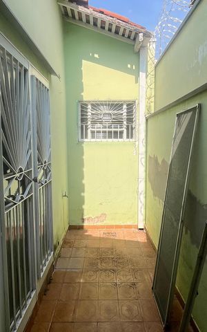 Casa à venda com 170m², 3 quartos e 3 vagas Casa à venda com 170m², 3 quartos e 3 vagasVista do Quarto 1