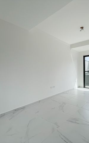 Casa de condomínio à venda com 68m², 2 quartos e 2 vagas Casa de condomínio à venda com 68m², 2 quartos e 2 vagasSala