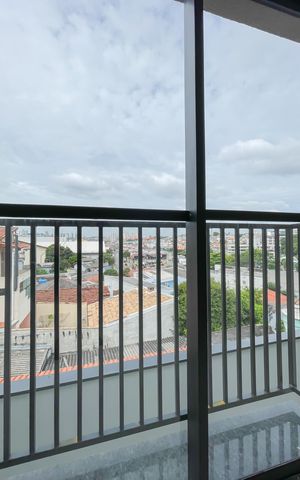 Casa de condomínio à venda com 67m², 2 quartos e 2 vagas Casa de condomínio à venda com 67m², 2 quartos e 2 vagasVaranda da Suíte 1