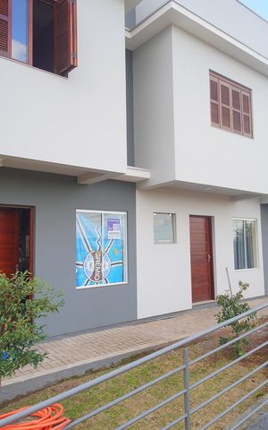 Casa de condomínio à venda com 60m², 2 quartos e 2 vagasÁrea externa