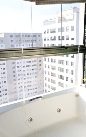 Apartamento à venda com 140m², 2 quartos e 2 vagasBanheiro da Suíte