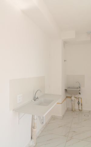 Apartamento para alugar com 34m², 2 quartos e sem vagaCozinha e Área de Serviço