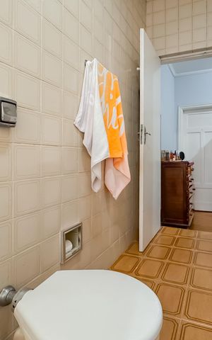 Casa à venda com 160m², 4 quartos e sem vaga Casa à venda com 160m², 4 quartos e sem vagaBanheiro 2