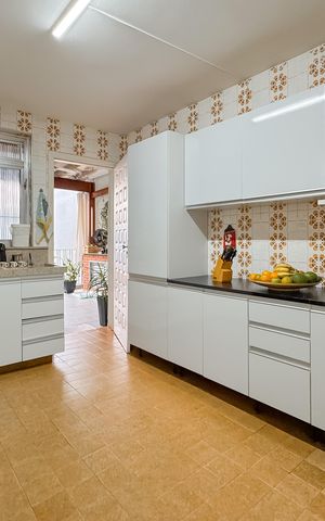 Casa à venda com 160m², 4 quartos e sem vaga Casa à venda com 160m², 4 quartos e sem vagaCozinha
