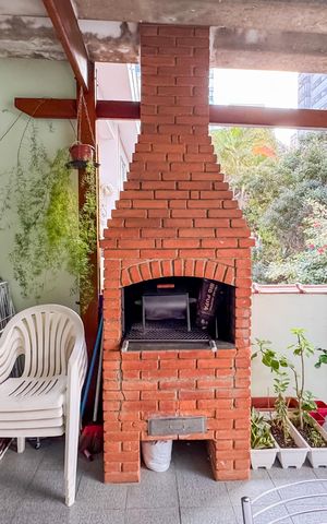 Casa à venda com 160m², 4 quartos e sem vaga Casa à venda com 160m², 4 quartos e sem vagaChurrasqueira