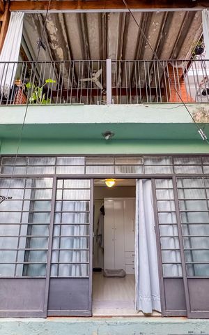 Casa à venda com 160m², 4 quartos e sem vaga Casa à venda com 160m², 4 quartos e sem vagaÁrea Externa