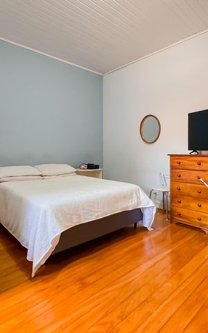 Casa à venda com 160m², 4 quartos e sem vaga Casa à venda com 160m², 4 quartos e sem vagaQuarto 2
