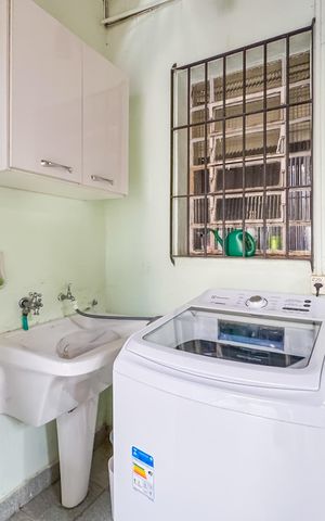 Casa à venda com 160m², 4 quartos e sem vaga Casa à venda com 160m², 4 quartos e sem vagaÁrea de Serviço 1