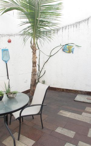 Casa à venda com 195m², 5 quartos e 2 vagasQuintal