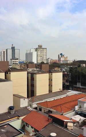 Apartamento à venda com 84m², 3 quartos e 2 vagasQuarto 2 Vista