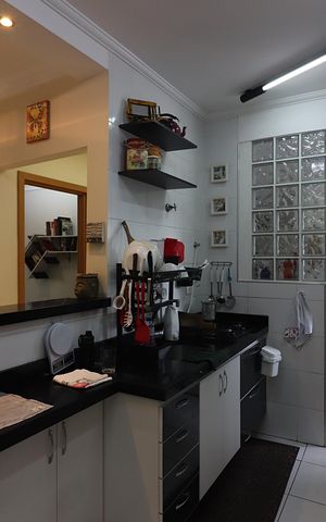 Apartamento à venda com 84m², 3 quartos e 2 vagasCozinha e Área de Serviço