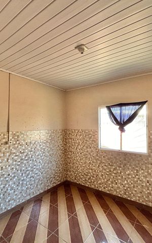 Casa à venda com 120m², 5 quartos e 2 vagas Casa à venda com 120m², 5 quartos e 2 vagasQuarto