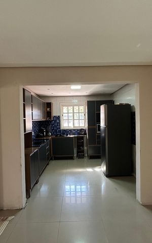 Casa à venda com 120m², 5 quartos e 2 vagas Casa à venda com 120m², 5 quartos e 2 vagasCozinha
