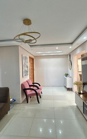 Casa à venda com 120m², 5 quartos e 2 vagas Casa à venda com 120m², 5 quartos e 2 vagasSala