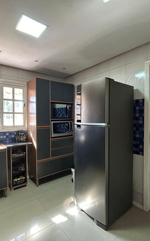 Casa à venda com 120m², 5 quartos e 2 vagas Casa à venda com 120m², 5 quartos e 2 vagasCozinha