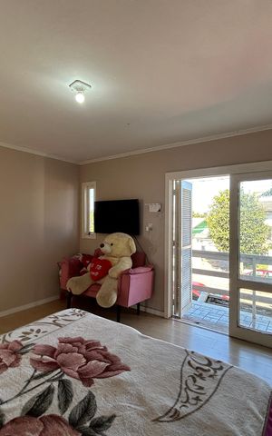 Casa à venda com 120m², 5 quartos e 2 vagas Casa à venda com 120m², 5 quartos e 2 vagasQuarto 3