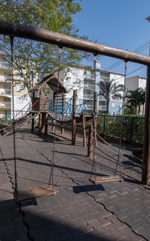 Apartamento para alugar com 57m², 2 quartos e 1 vaga Apartamento para alugar com 57m², 2 quartos e 1 vagaÁrea Comum - Playground
